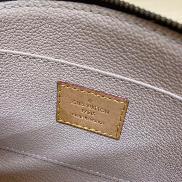 Authentic Louis Vuitton Cosmetic Vanity Makeup Pochette Pouch Bag Monogram Case - Picture 6 of 8